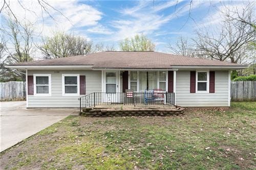 Photo of 1138 N Sang Avenue, Fayetteville, AR 72703 (MLS # 1270725)