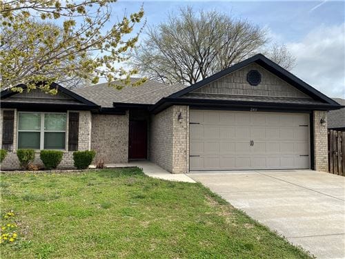 Photo of 2411 S 11th Place, Rogers, AR 72758 (MLS # 1269880)